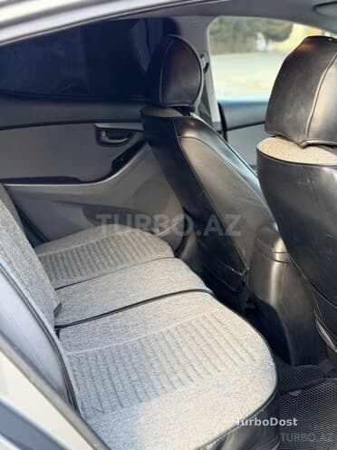 Hyundai Elantra 2014