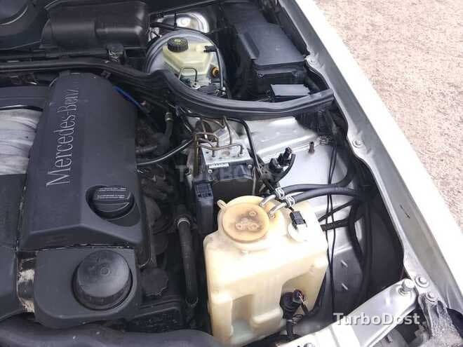 Mercedes E 240 2000