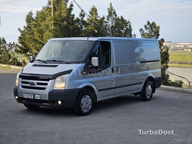 Ford Transit 2011