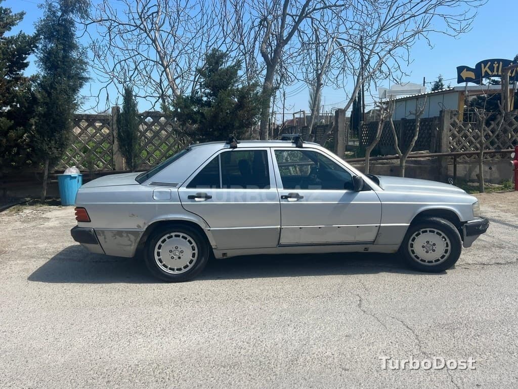Mercedes 190 1992