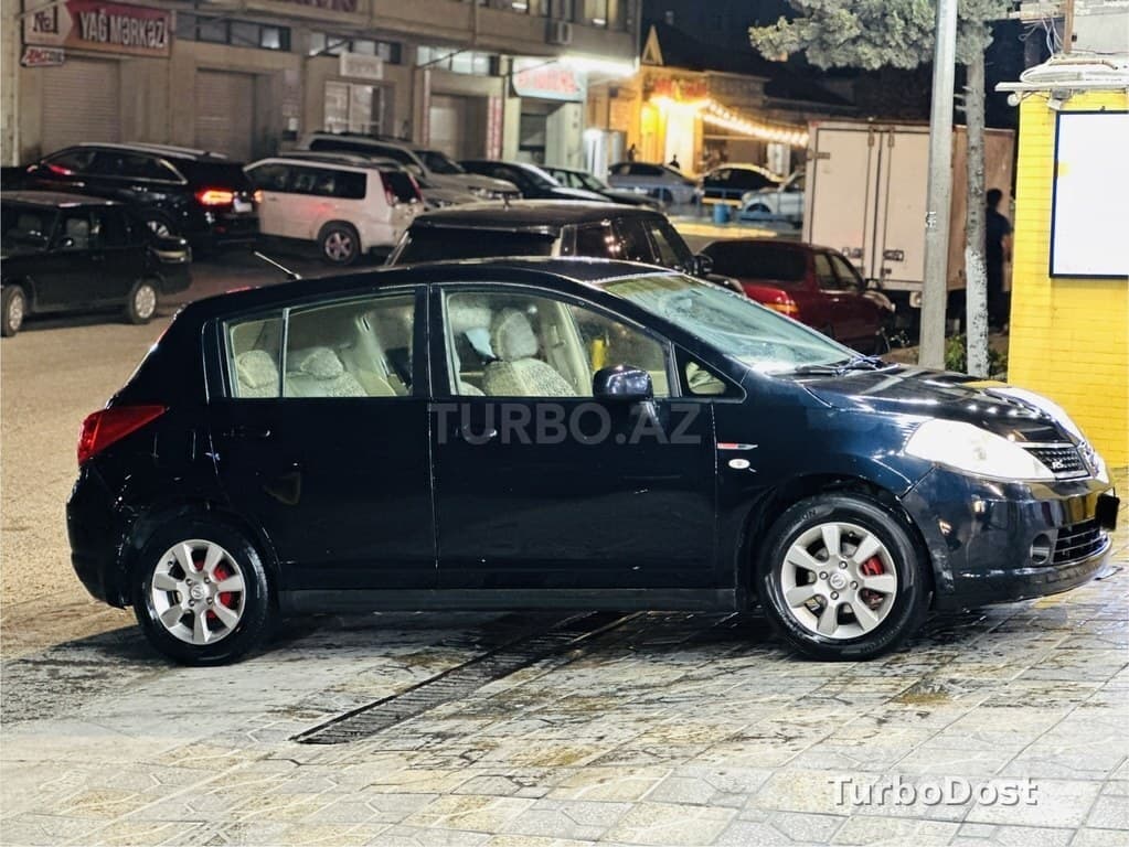 Nissan Tiida 2008