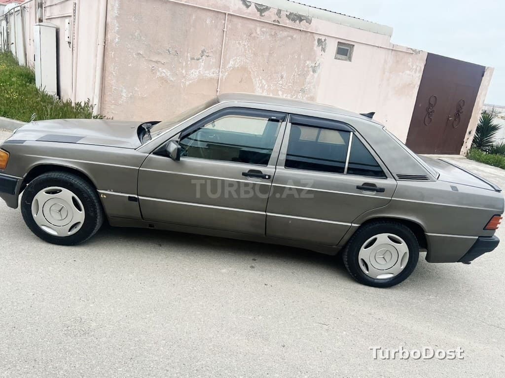 Mercedes 190 1992