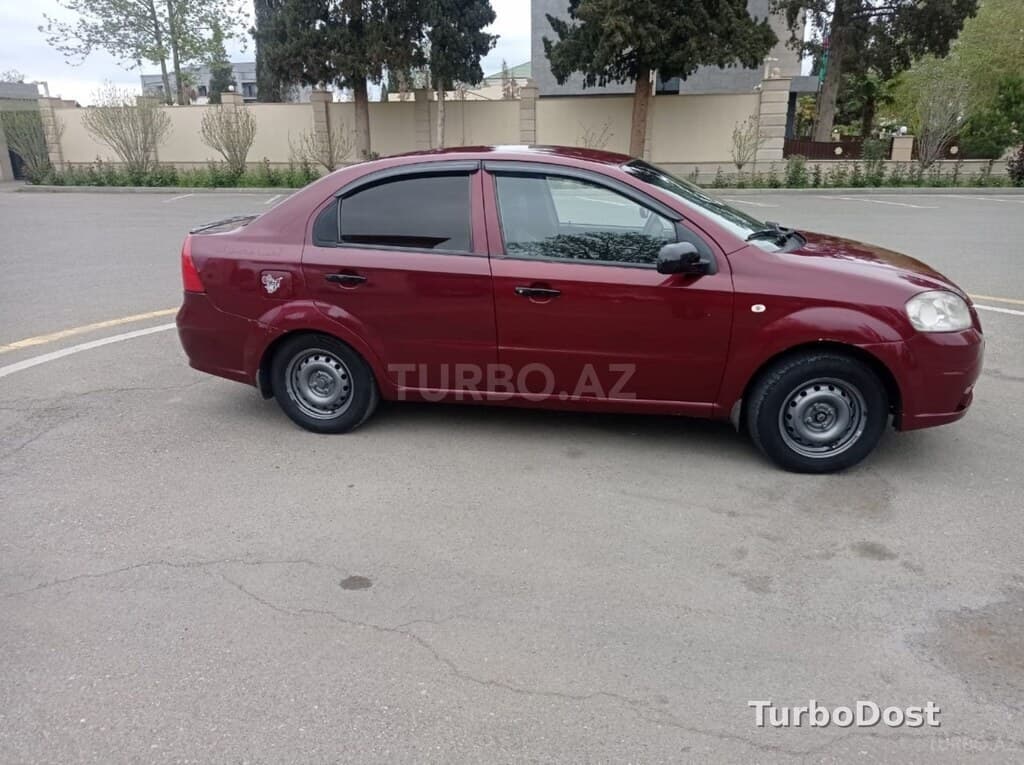 Chevrolet Aveo 2012