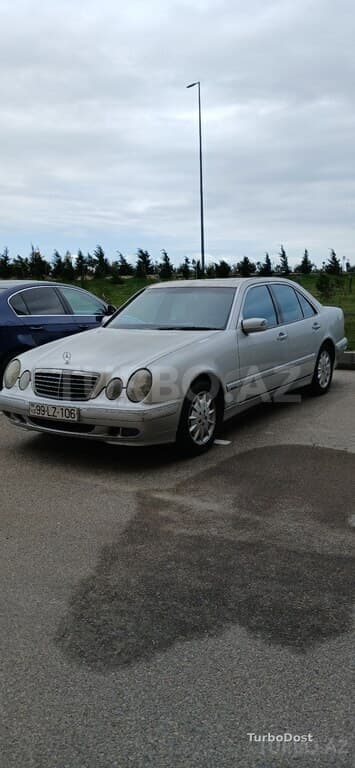 Mercedes E 240 2000