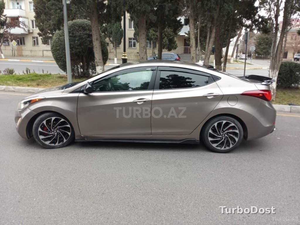 Hyundai Elantra 2014