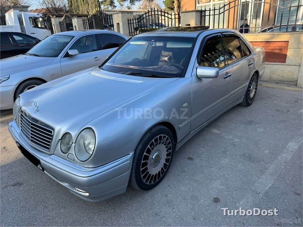 Mercedes E 240 1998