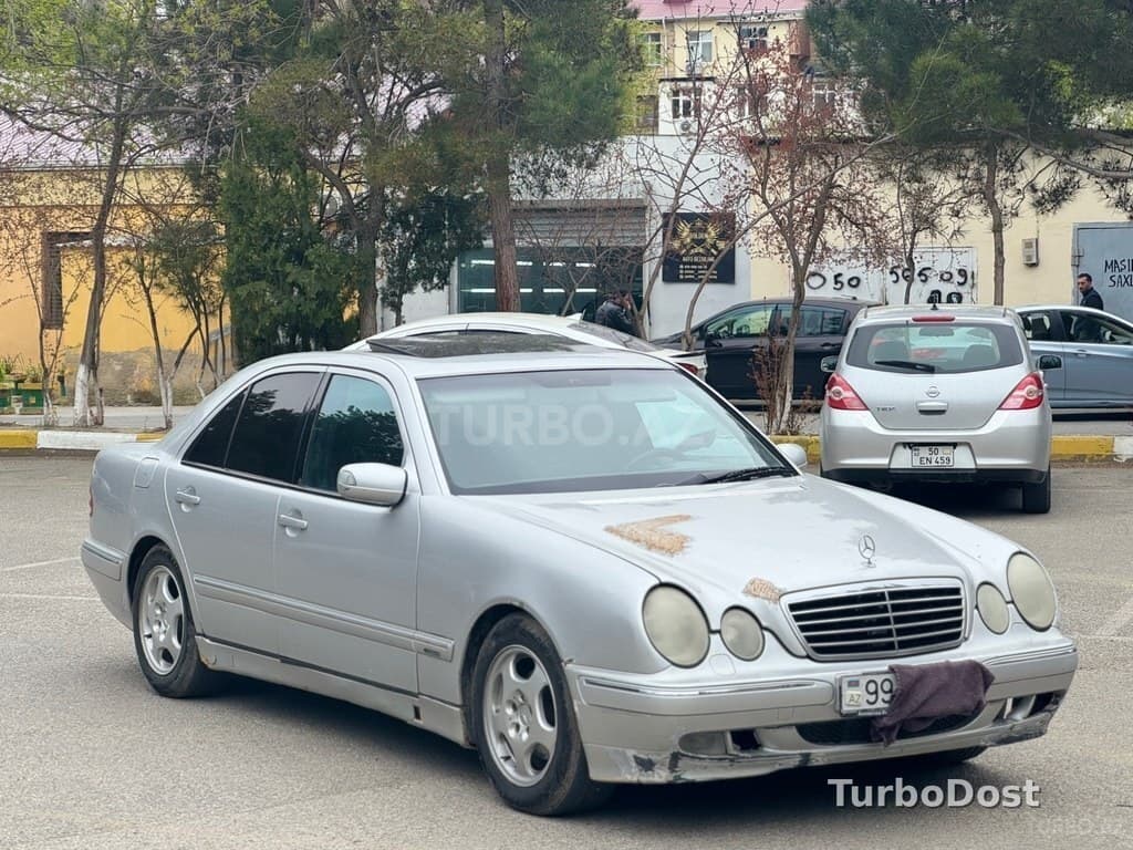 Mercedes E 220 1999
