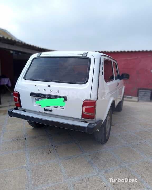 LADA (VAZ) Niva 2012