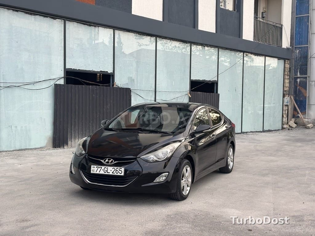 Hyundai Elantra 2011