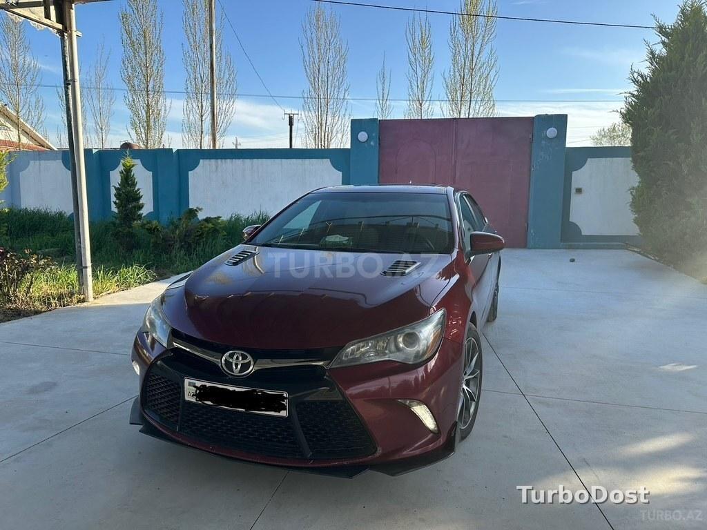 Toyota Camry 2015