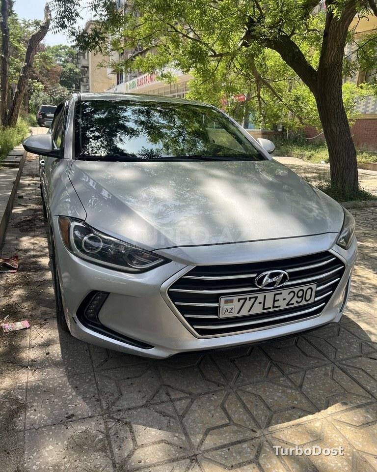 Hyundai Elantra 2018