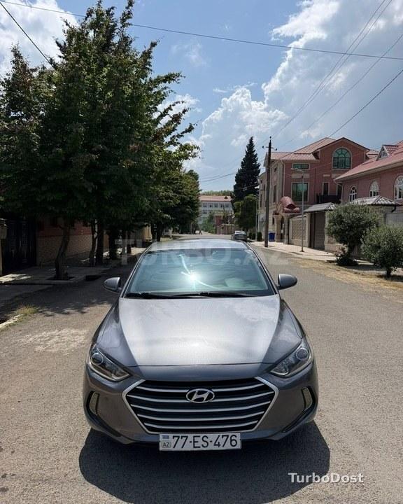 Hyundai Elantra 2018