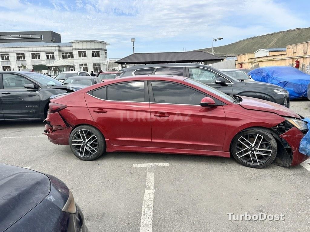 Hyundai Elantra 2019