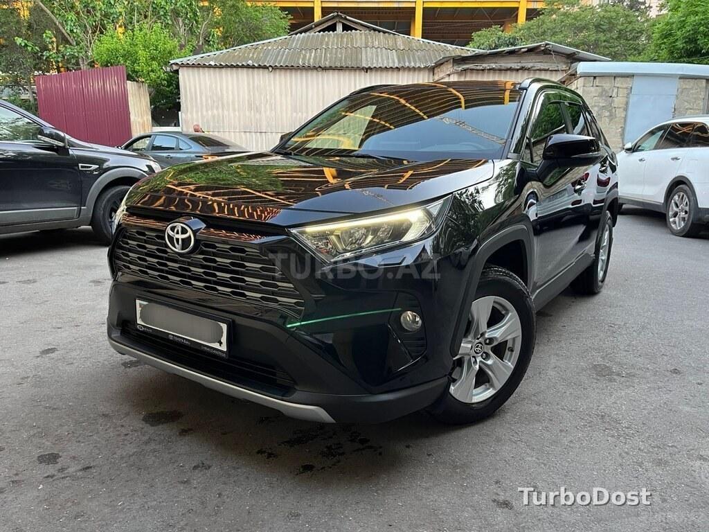 Toyota RAV4 2021