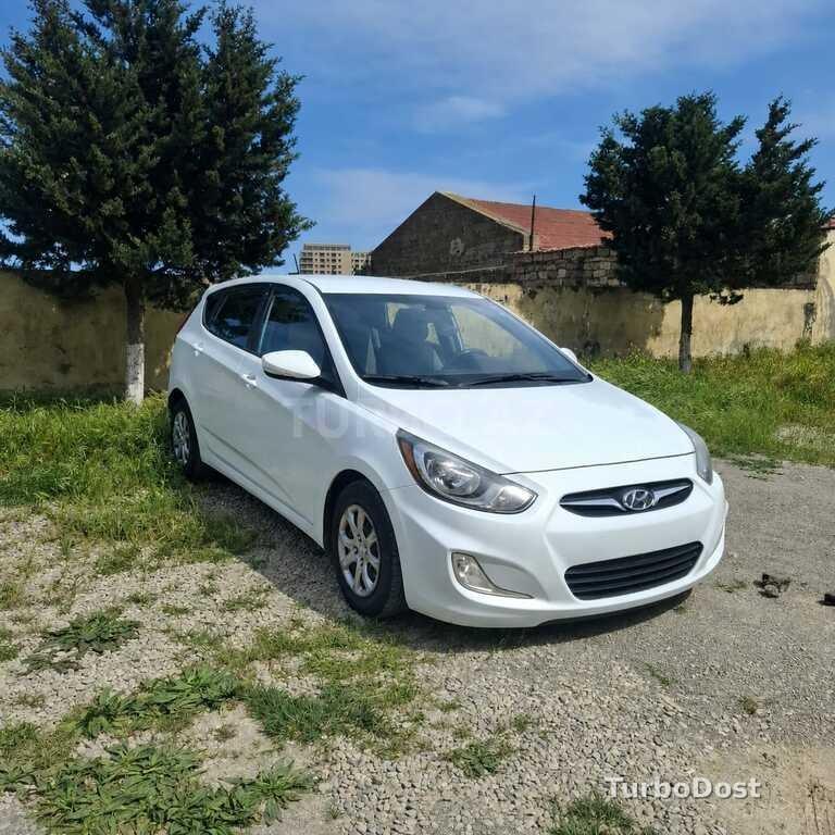 Hyundai Accent 2011