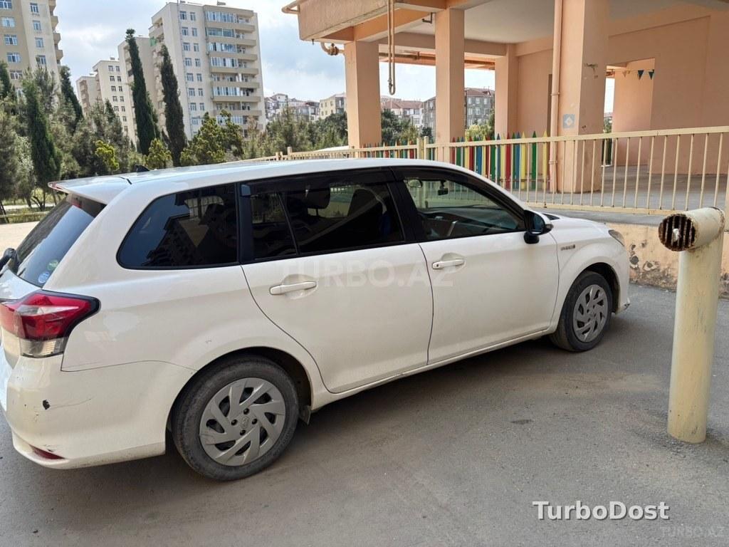 Toyota Corolla Fielder 2019