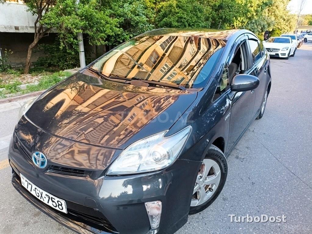 Toyota Prius 2014