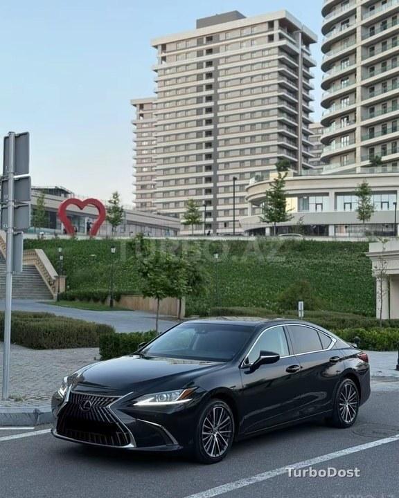Lexus ES 300h 2023