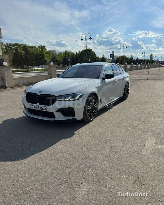 BMW 530 2019