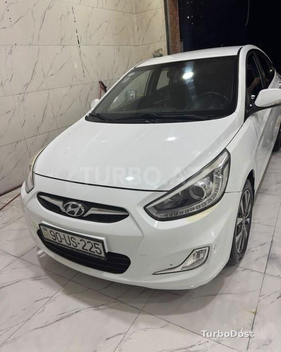 Hyundai Accent 2013