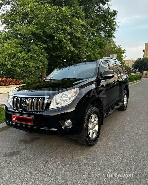 Toyota Land Cruiser Prado 2013