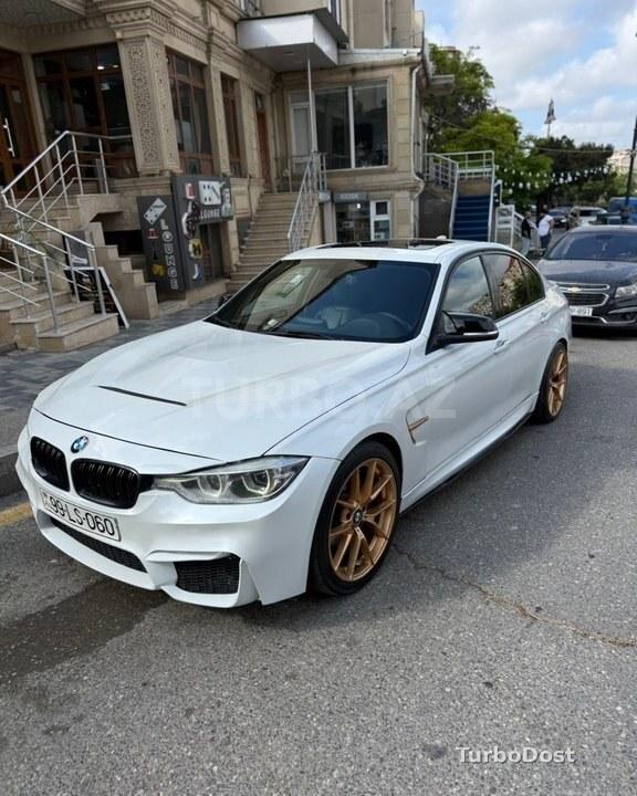 BMW 330 2015