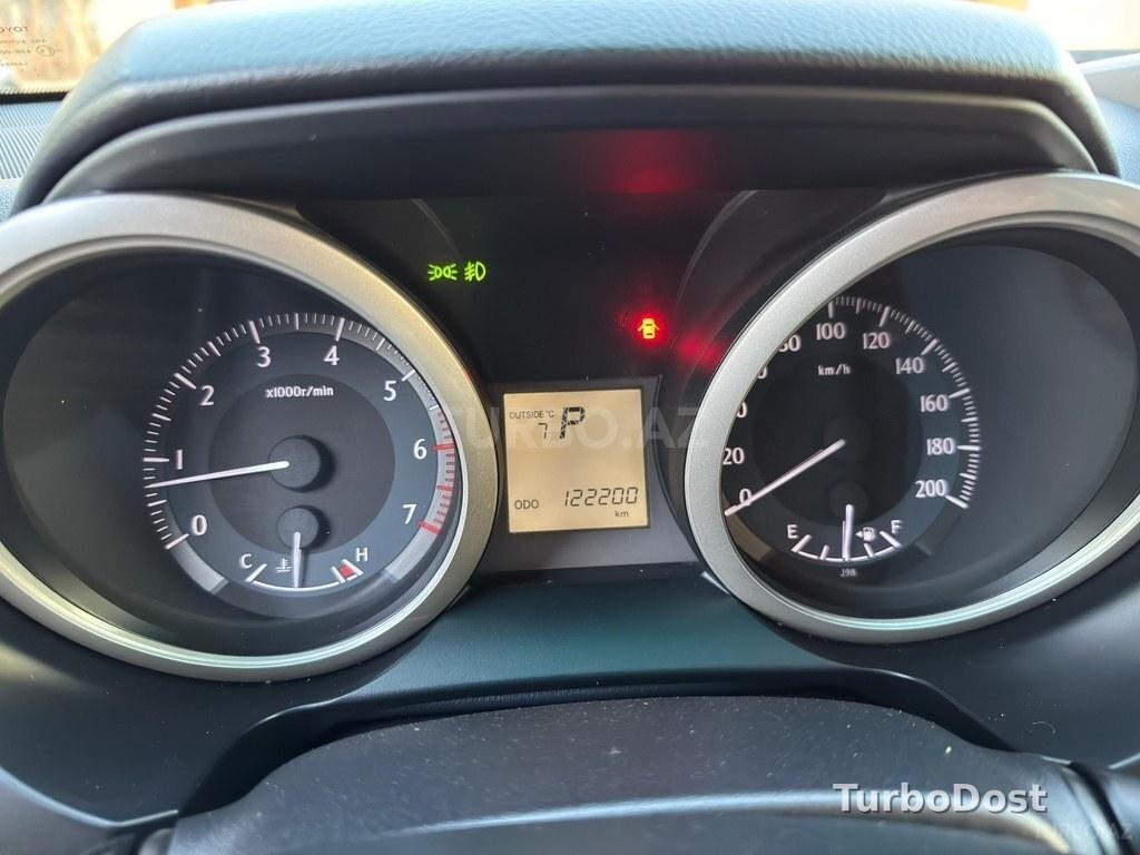 Toyota Land Cruiser Prado 2013