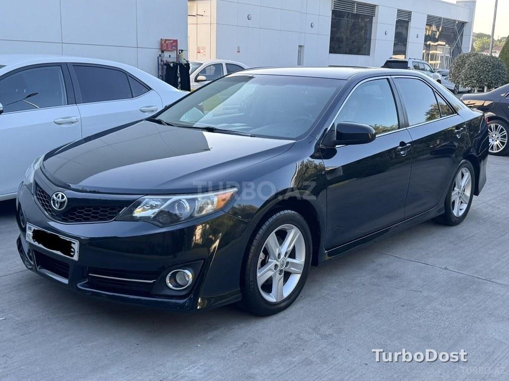 Toyota Camry 2014