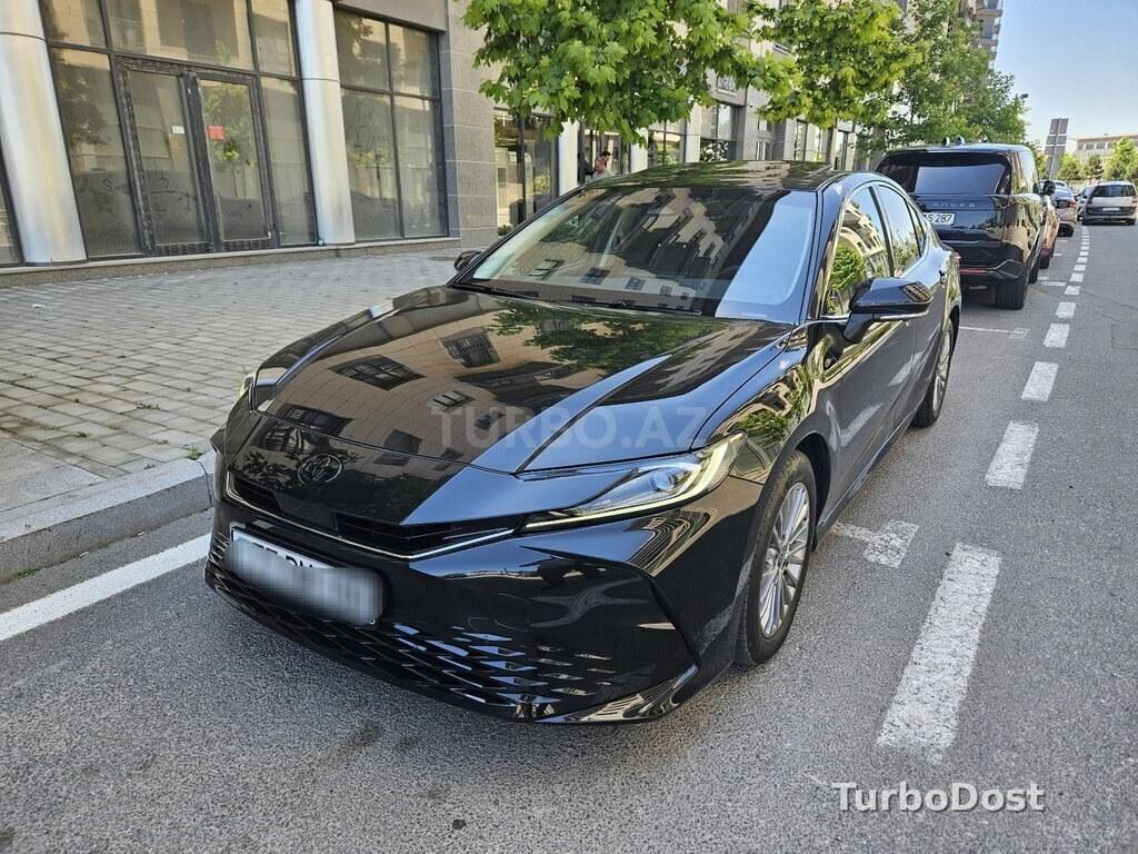 Toyota Camry 2024