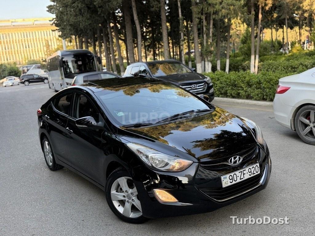 Hyundai Elantra 2011