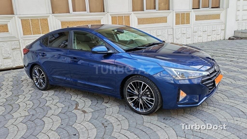 Hyundai Elantra 2019