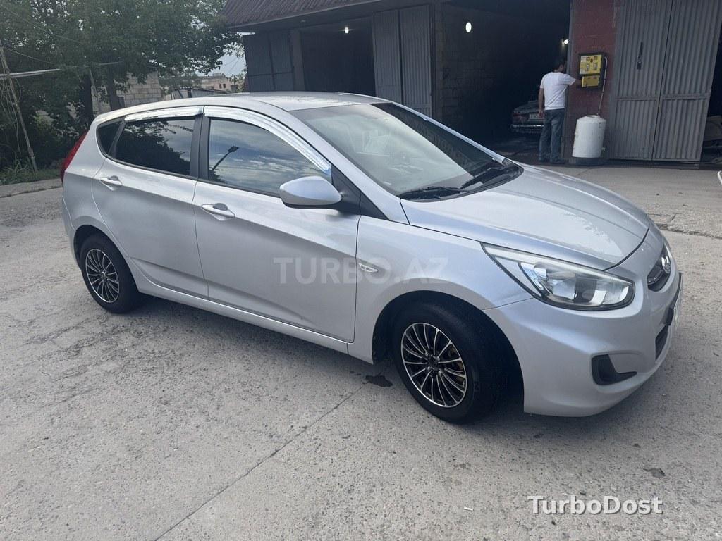 Hyundai Accent 2014