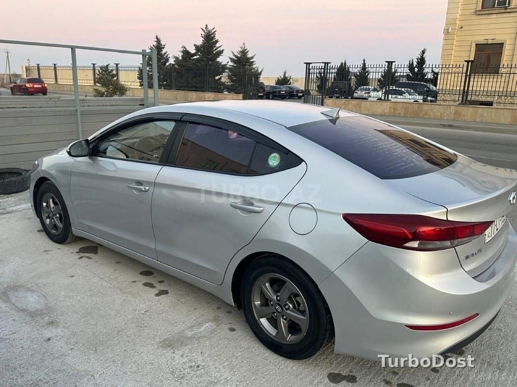 Hyundai Avante 2016