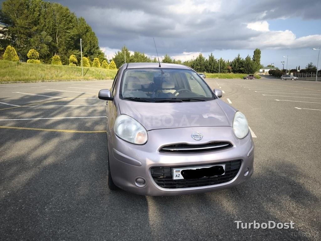 Nissan March 2012