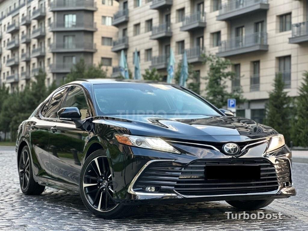 Toyota Camry 2019