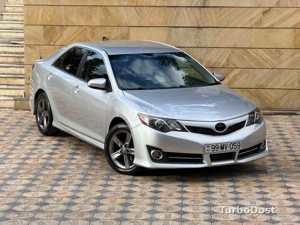Toyota Camry 2014