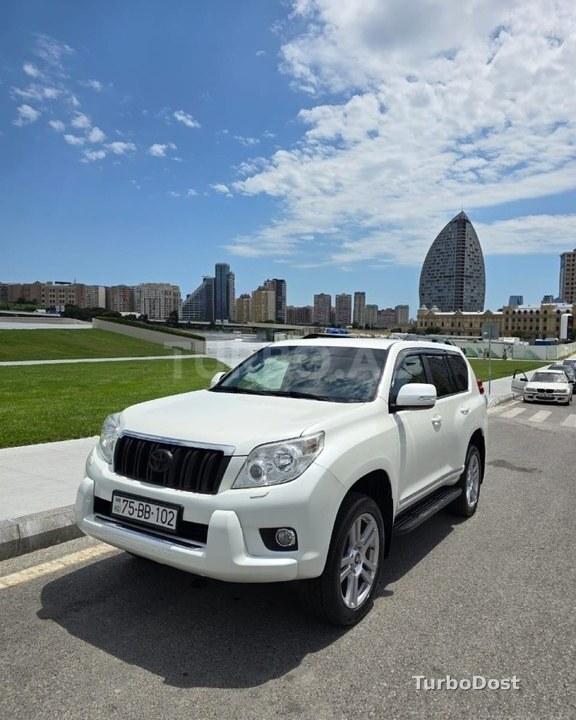 Toyota Land Cruiser Prado 2013