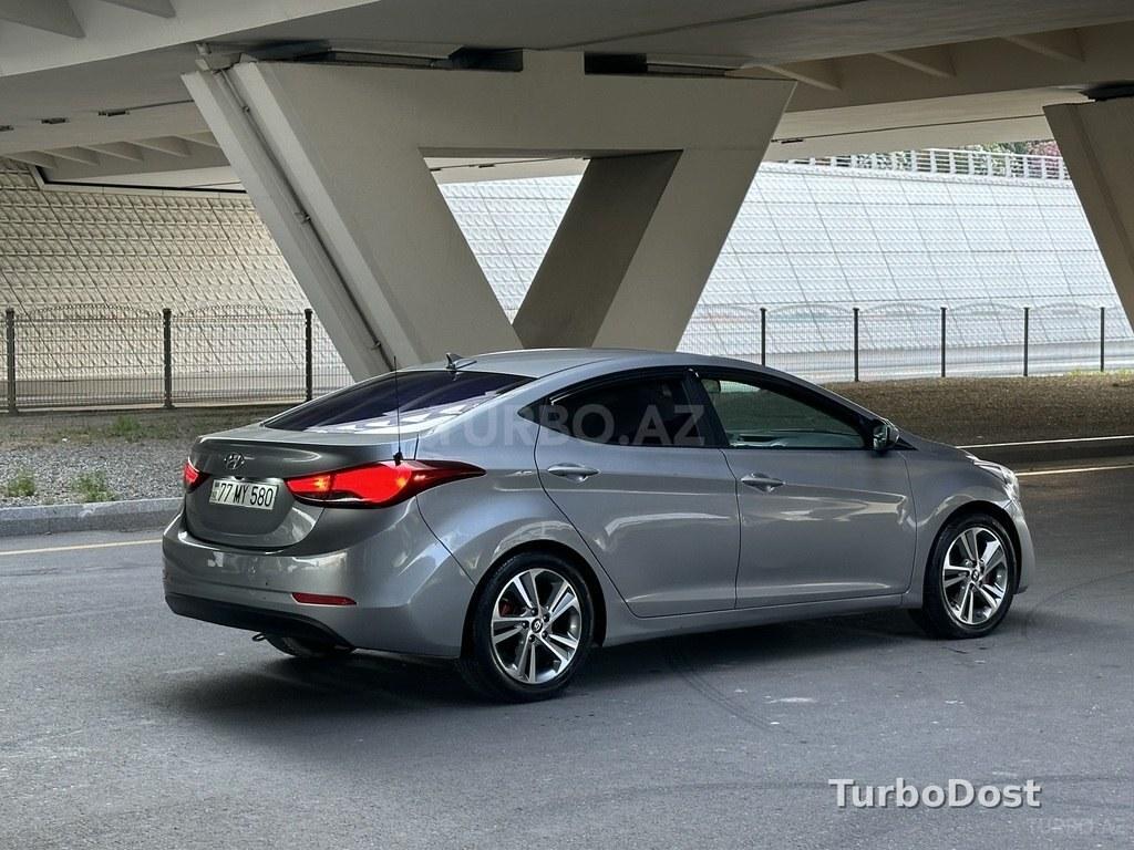 Hyundai Elantra 2016