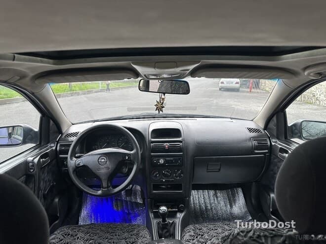 Opel Astra 1998