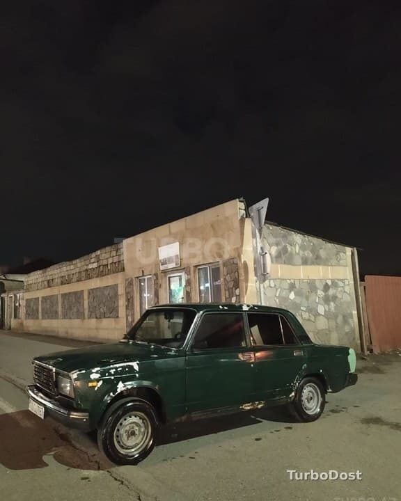 LADA (VAZ) 2107 2000