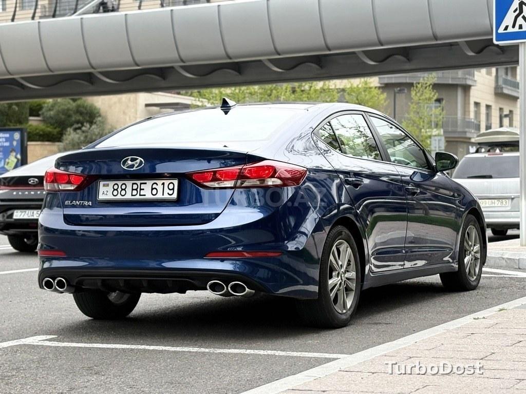 Hyundai Elantra 2018
