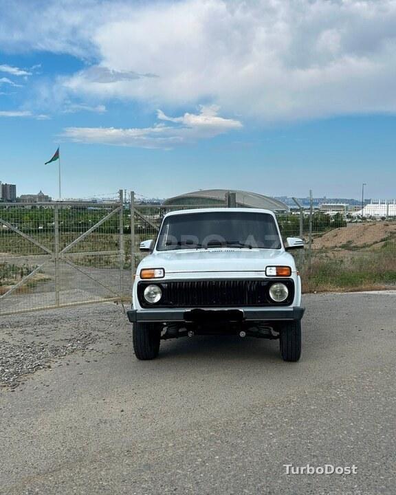 LADA (VAZ) Niva 2017