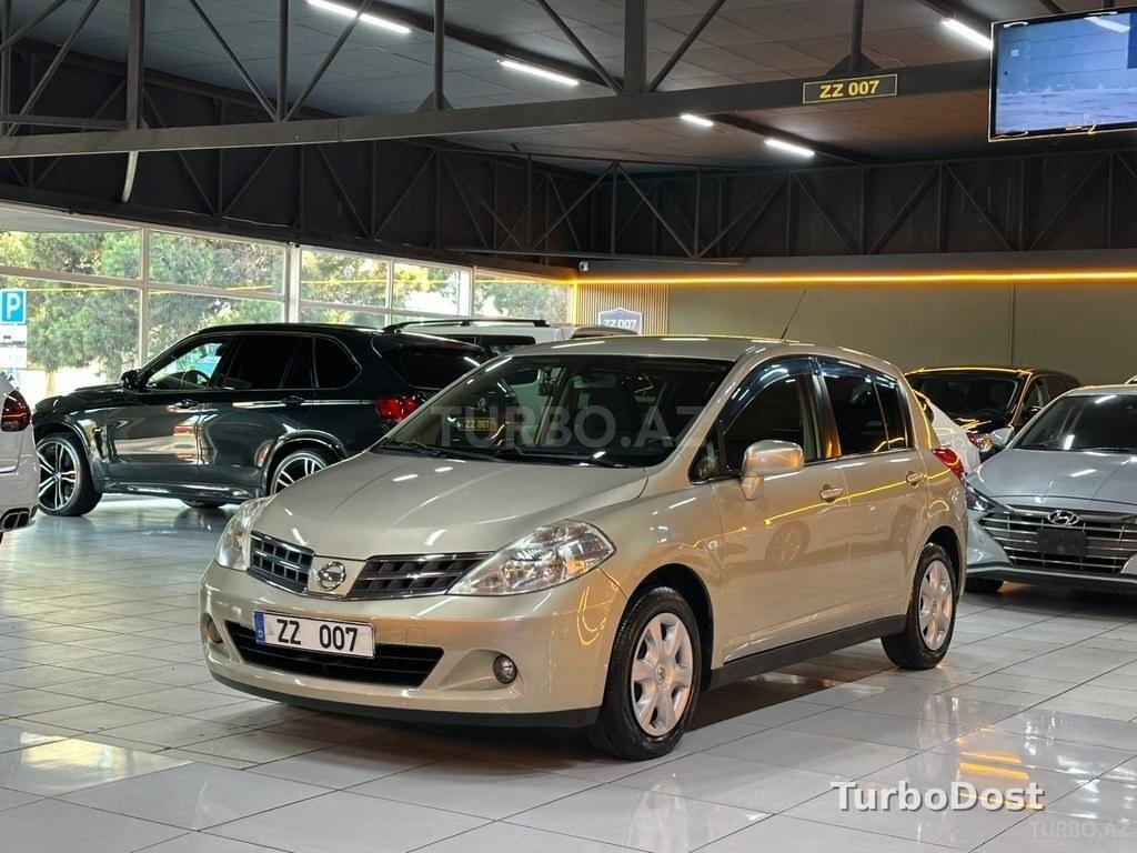 Nissan Tiida 2011