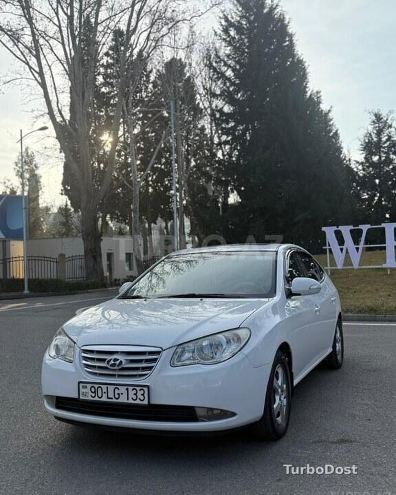 Hyundai Elantra 2011