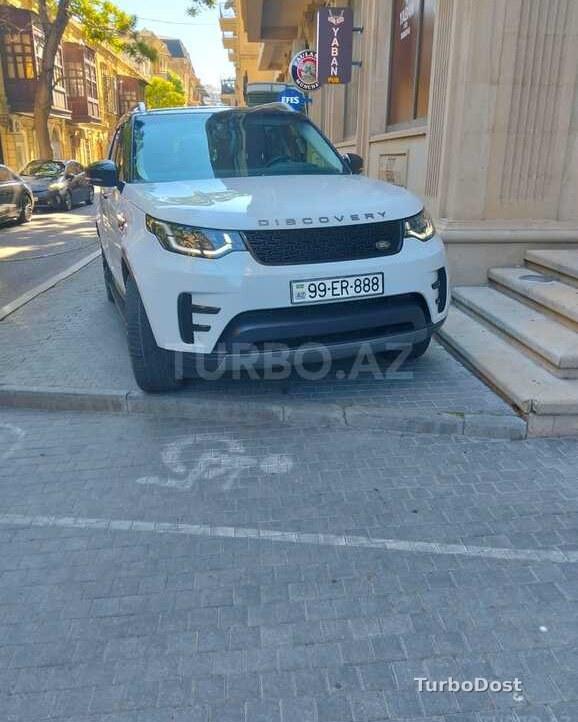 Land Rover Discovery 2018