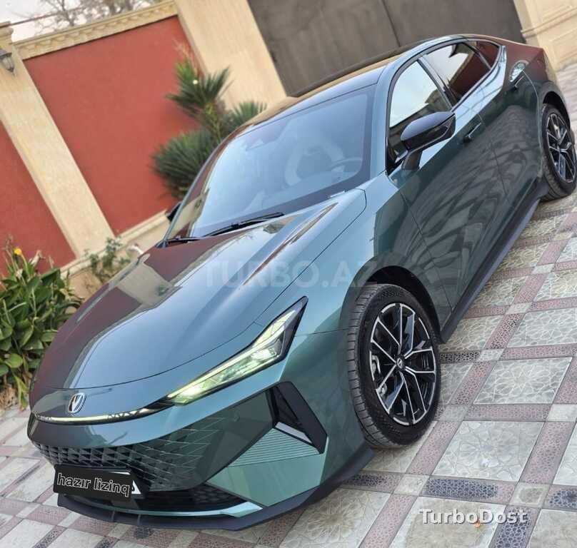Changan Uni-V iDD 2024