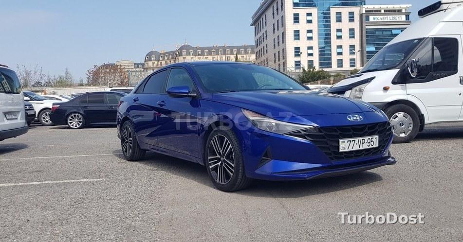Hyundai Elantra 2022